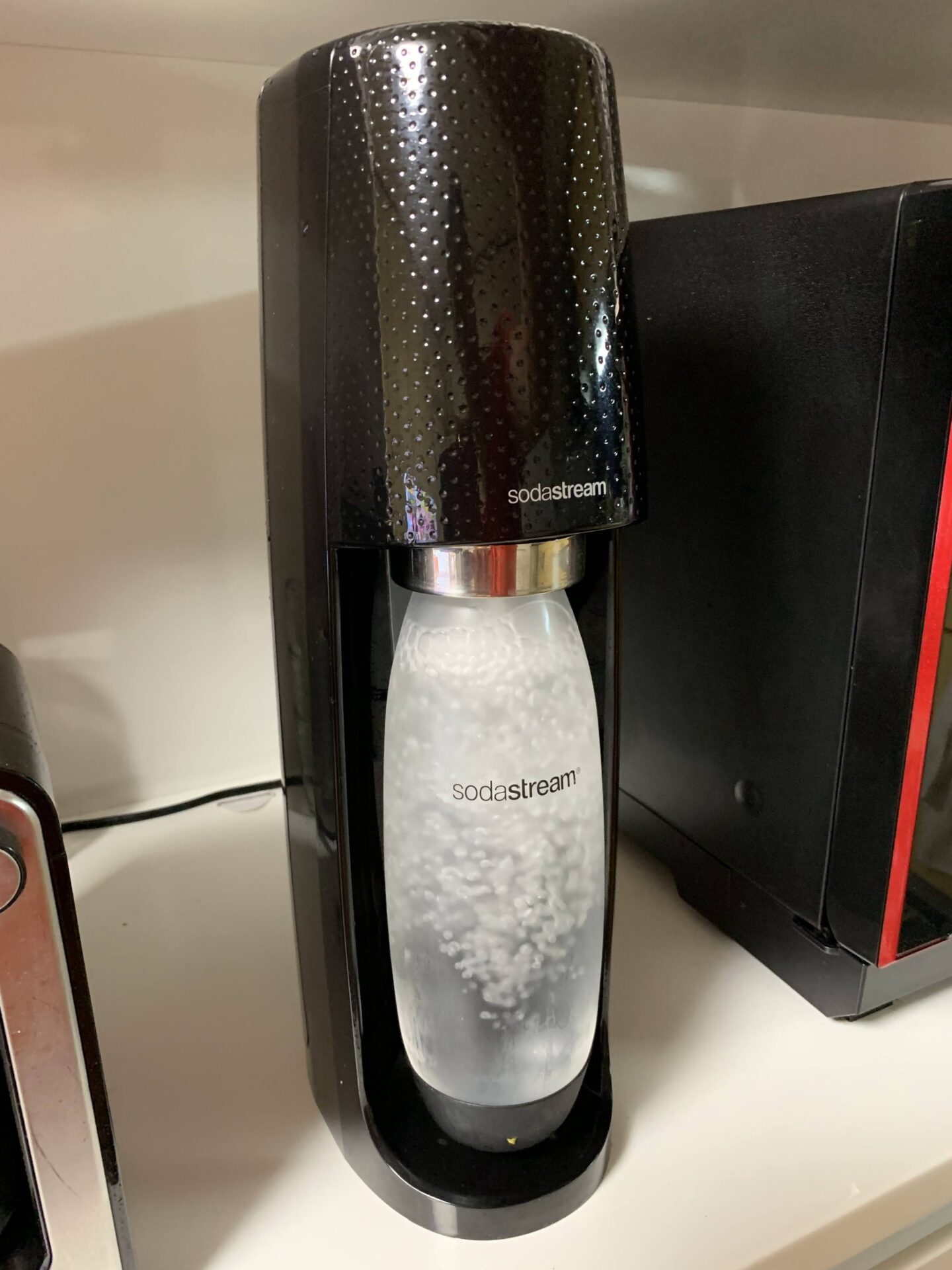 ソーダストリーム】５年間使った感想とおすすめ機種は？コスト節約の裏 